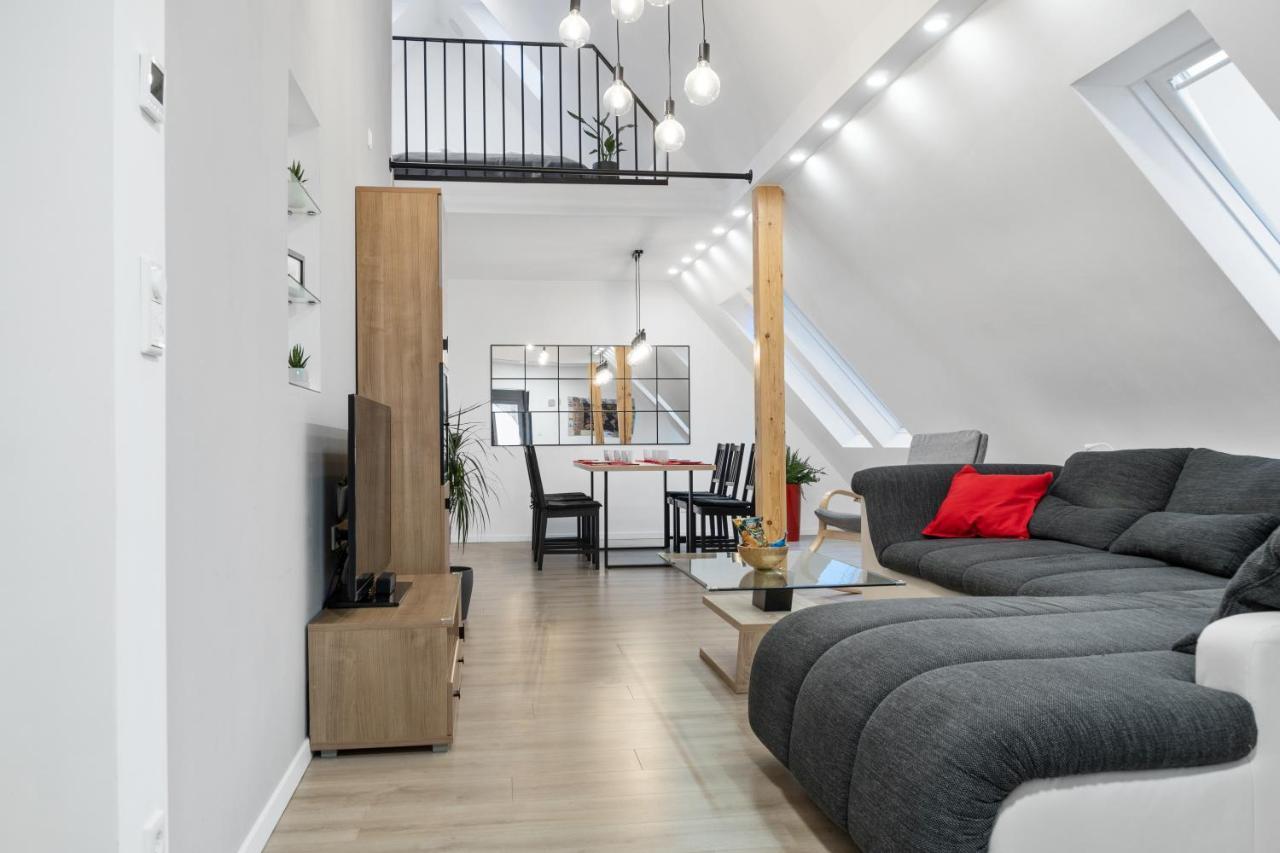 Modernes 3-Zimmer Loft Mit Balkon Hennesee 5 Min Eslohe Exterior photo